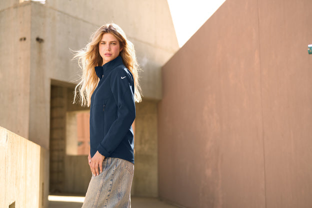 Nike Women’s Full-Zip Soft Shell Jacket