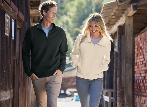 TravisMathew Women’s Momentum Shift 1/2-Zip